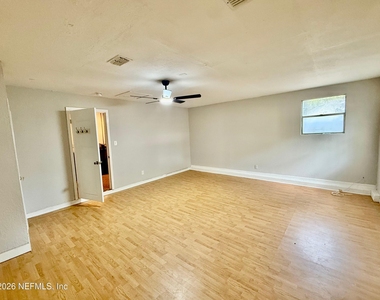 568 San Pablo Road N - Photo Thumbnail 11