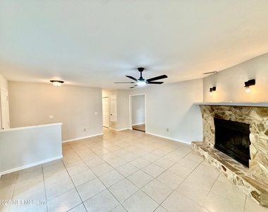 568 San Pablo Road N - Photo Thumbnail 5