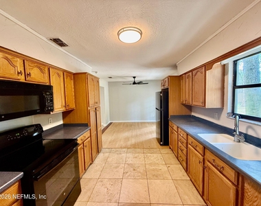 568 San Pablo Road N - Photo Thumbnail 8