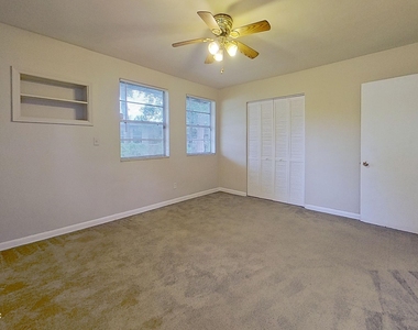 7104 Waikiki Road - Photo Thumbnail 8