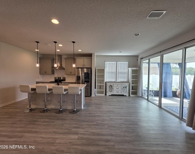 4537 Pine Ridge Parkway - Photo Thumbnail 6