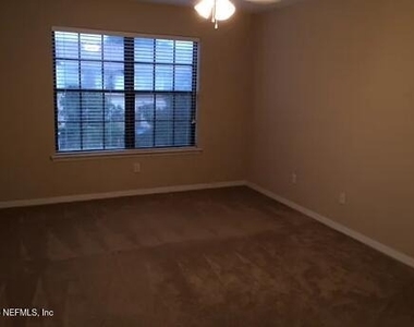 255 Beech Brook Street - Photo Thumbnail 7