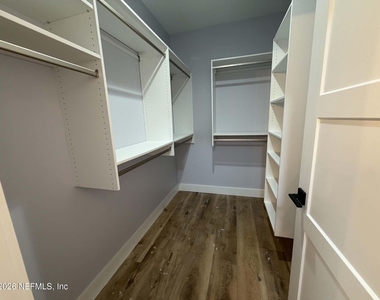 971 Irma Way - Photo Thumbnail 13