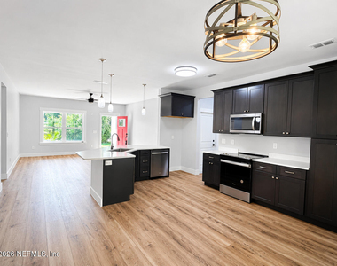 971 Irma Way - Photo Thumbnail 7