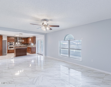 3388 Glenn Hollow Court - Photo Thumbnail 4