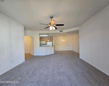 785 Oakleaf Plantation Parkway - Photo Thumbnail 18