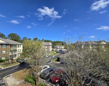 785 Oakleaf Plantation Parkway - Photo Thumbnail 17