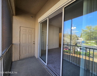 785 Oakleaf Plantation Parkway - Photo Thumbnail 15