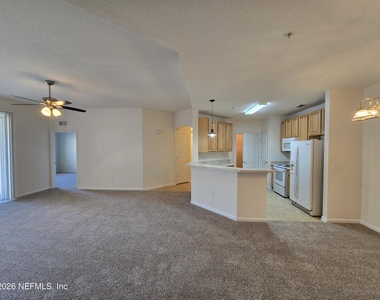 785 Oakleaf Plantation Parkway - Photo Thumbnail 1