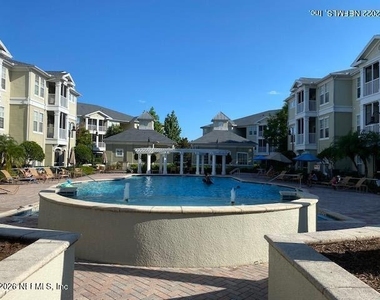 8290 Gate Parkway - Photo Thumbnail 7