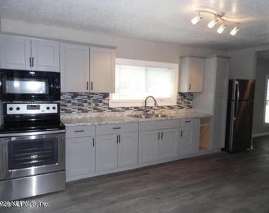 8140 Mariner Street - Photo Thumbnail 3