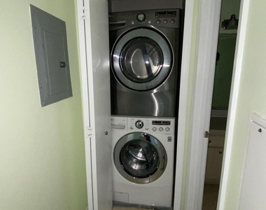 1655 The Greens Way - Photo Thumbnail 9