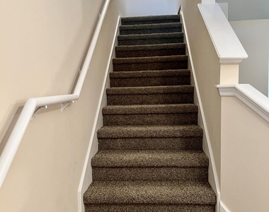 519 Ryker Way - Photo Thumbnail 11