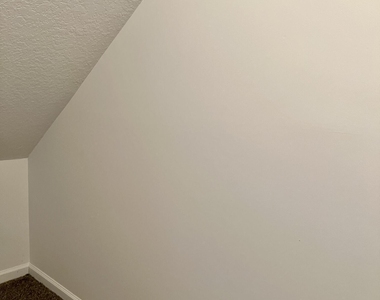 519 Ryker Way - Photo Thumbnail 9