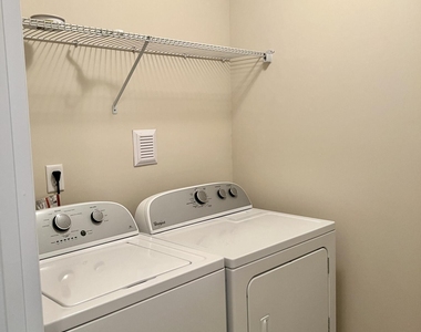 519 Ryker Way - Photo Thumbnail 20