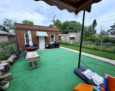 6302 W Holbrook Street - Photo Thumbnail 11