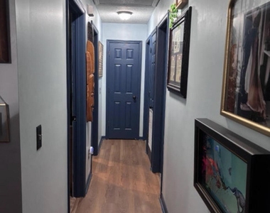 9861 S Clinton Avenue - Photo Thumbnail 5