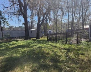 9861 S Clinton Avenue - Photo Thumbnail 16