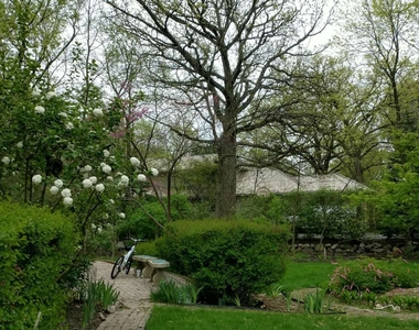 33 River Oaks Circle E - Photo Thumbnail 24