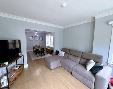 6302 W Holbrook Street - Photo Thumbnail 1
