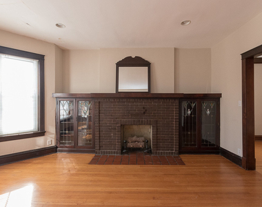 1440 W Addison Street - Photo Thumbnail 10