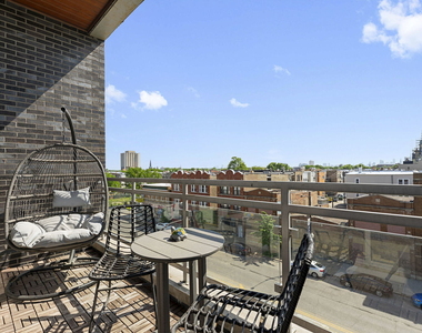 2408 W Rice Street - Photo Thumbnail 24