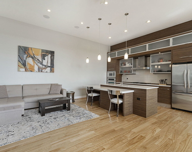 2408 W Rice Street - Photo Thumbnail 3