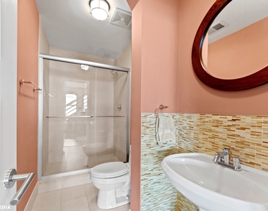 353 W Chicago Avenue - Photo Thumbnail 10