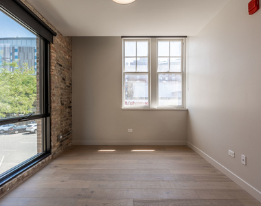 1706 Sherman Avenue - Photo Thumbnail 8