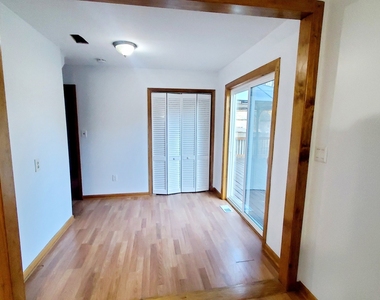 4517 Parkway Avenue - Photo Thumbnail 7