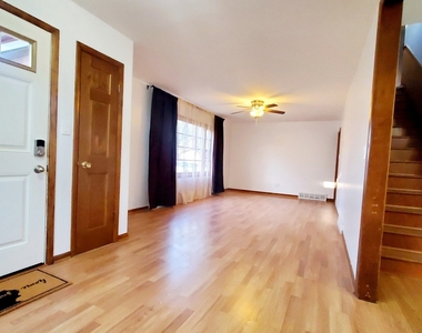 4517 Parkway Avenue - Photo Thumbnail 1
