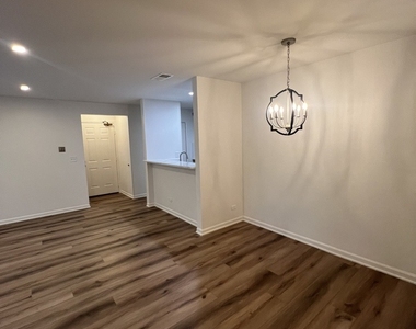 108 Glengarry Drive - Photo Thumbnail 5
