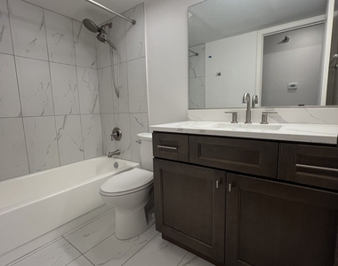 108 Glengarry Drive - Photo Thumbnail 15
