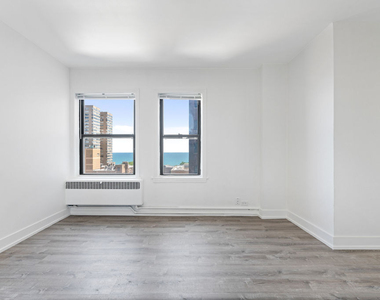 6230 N Kenmore Avenue - Photo Thumbnail 3