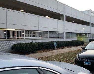 601 E 32nd Street - Photo Thumbnail 24