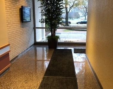 601 E 32nd Street - Photo Thumbnail 27