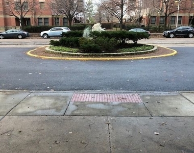 601 E 32nd Street - Photo Thumbnail 21