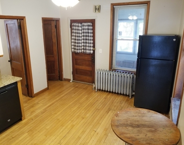5226 W Hutchinson Street - Photo Thumbnail 6