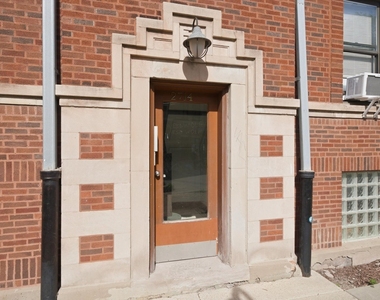2714 N Spaulding Street - Photo Thumbnail 16