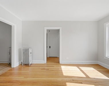 2714 N Spaulding Street - Photo Thumbnail 2
