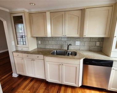 199 14th Street Ne - Photo Thumbnail 6