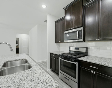 1900 Azure Grove Court - Photo Thumbnail 10