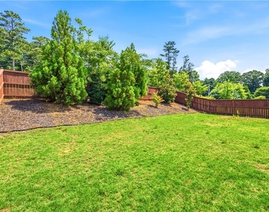 1900 Azure Grove Court - Photo Thumbnail 29