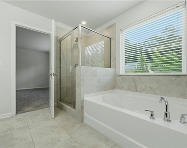 1900 Azure Grove Court - Photo Thumbnail 26