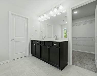 1900 Azure Grove Court - Photo Thumbnail 24