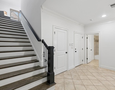 3585 Roxboro Road Ne - Photo Thumbnail 38