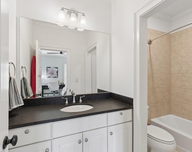 3585 Roxboro Road Ne - Photo Thumbnail 36