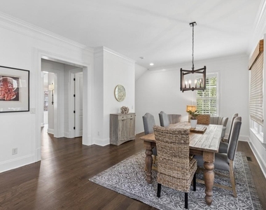 3585 Roxboro Road Ne - Photo Thumbnail 17