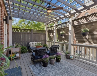 3585 Roxboro Road Ne - Photo Thumbnail 4