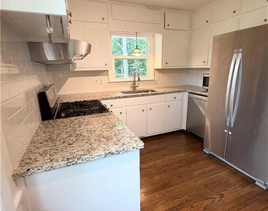 4135 Hideaway Drive - Photo Thumbnail 7